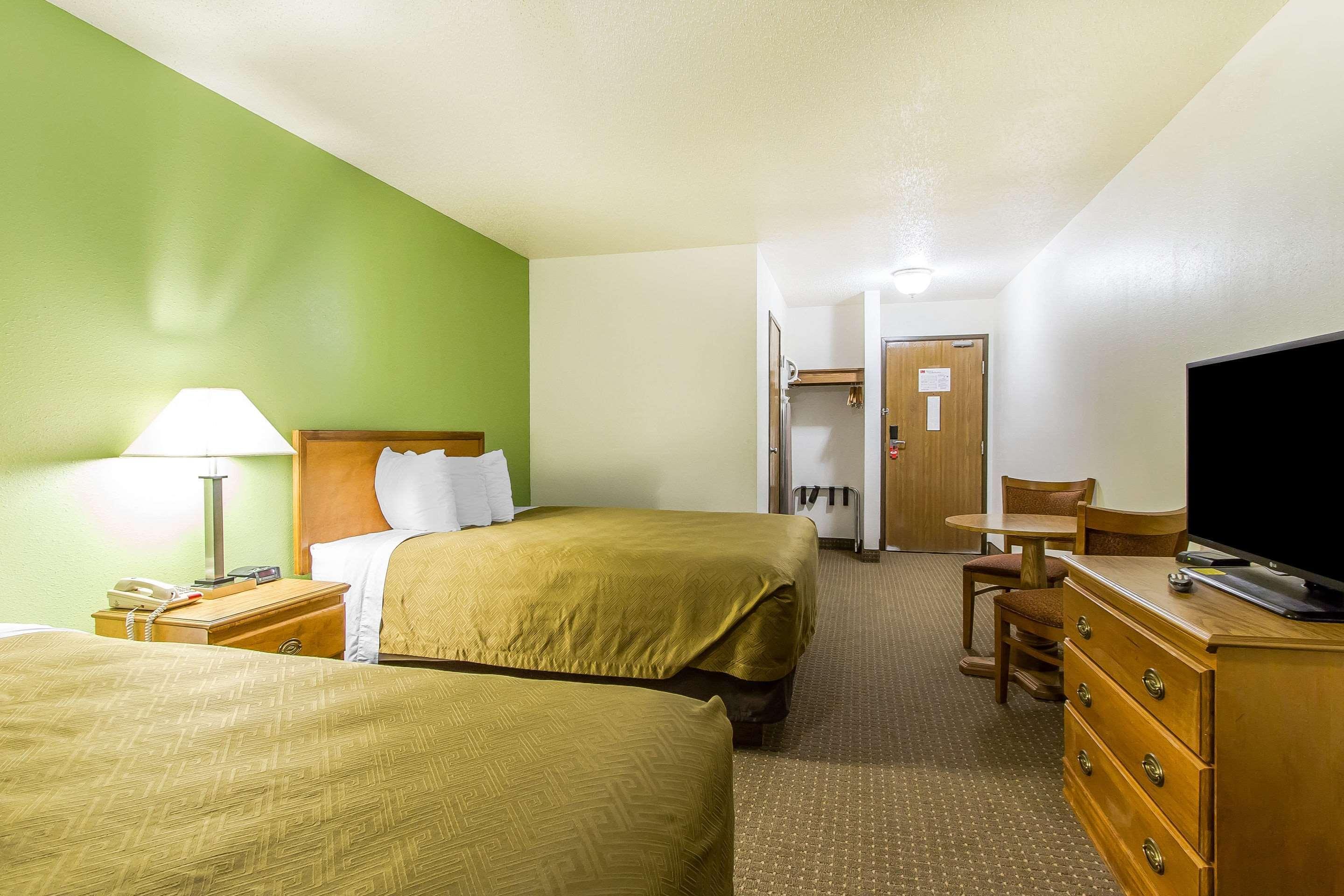 Econo Lodge & Suites Pekin Exterior foto