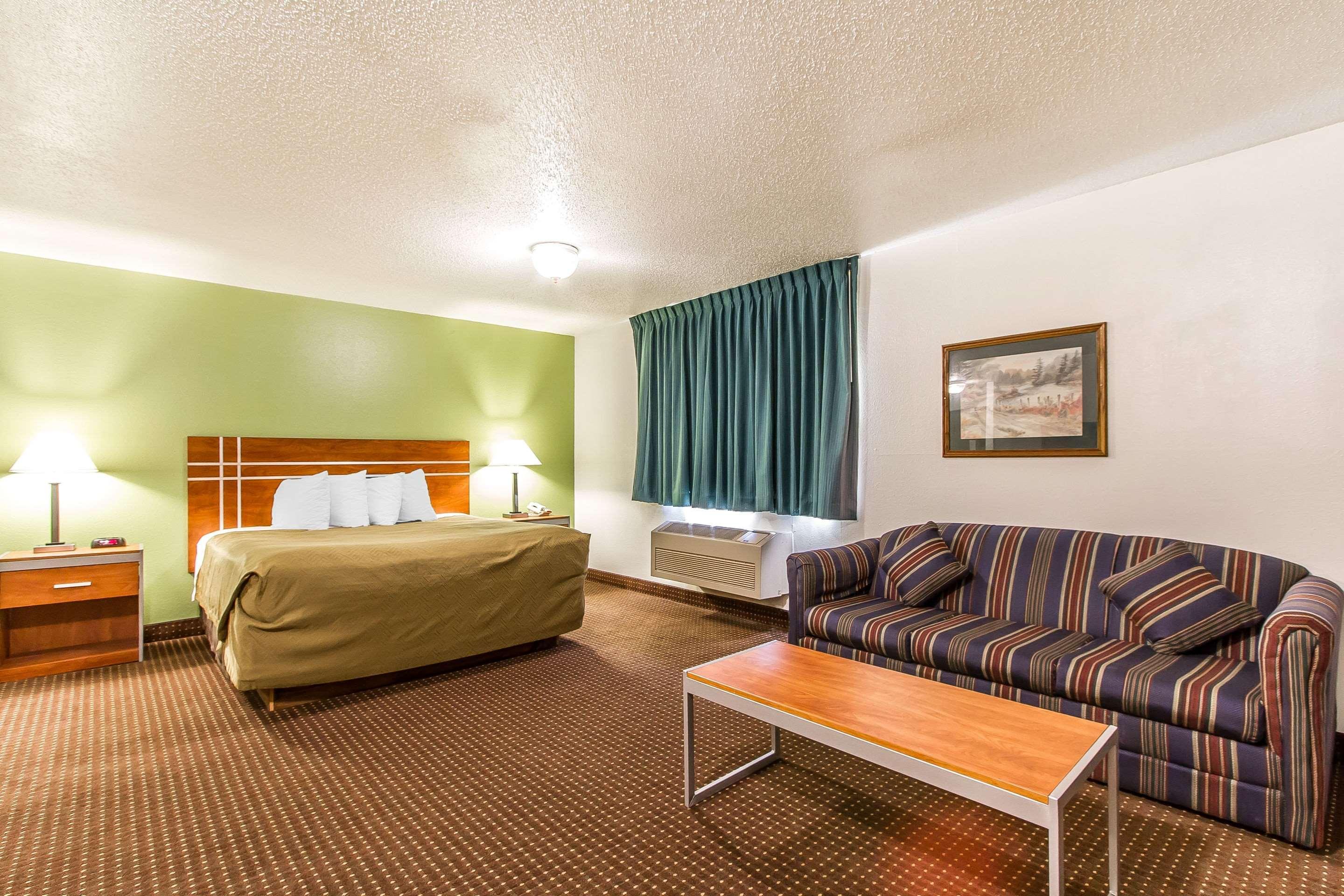Econo Lodge & Suites Pekin Exterior foto
